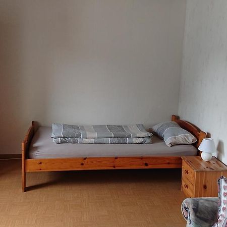 Ferienwohnung Linde - Marburg Biedenkopf Mit 5 Zimmer Und Balkon Frechenhausen 外观 照片